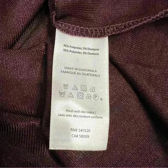 Stella & Dot  - RENEGADE TOP SHORT SLEEVE - Burgundy - Picture 4 of 6